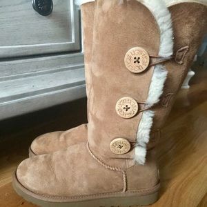 Bailey Button Triplet UGG Boot